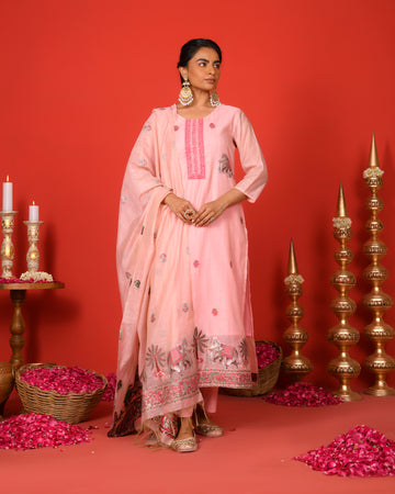 Gajvan Kurta Set