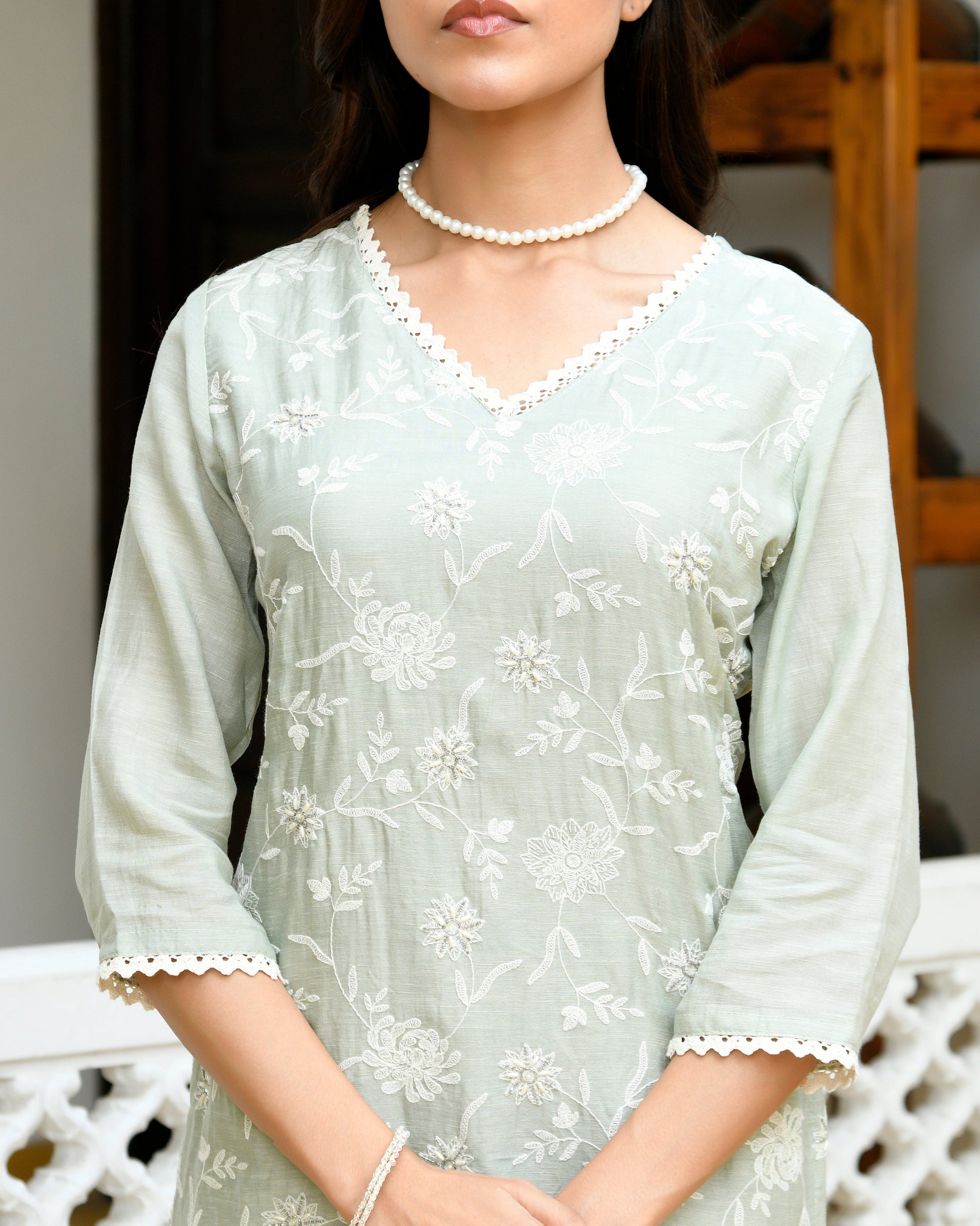Mira Floral Embroidered Kurta Set with Organza Dupatta - PISTA